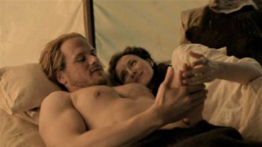 Daylightttdream's tweet photo. “If given the choice, to sleep next to you on an army cot every night for the rest of my life, or in a real bed without you…I choose you. Always.” #outlander https://t.co/Dzan9qqAEL