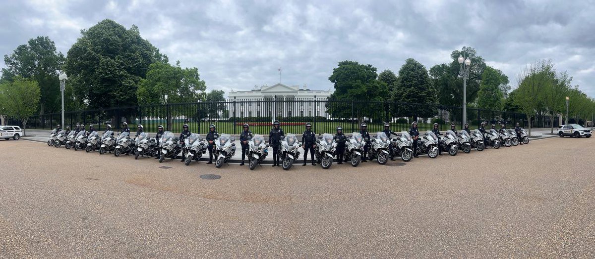 lapmforg's tweet photo. #lapmf.org #LAPD #nationalpoliceweek #socalput #neverforget

Multiple agencies from around the country, motorcycle officers, and cyclist are headed to the east coast to make the journey from New Jersey to Washington DC for national police week. https://t.co/EX0M2o0L7t