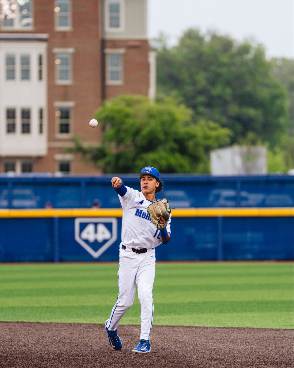 MemphisBaseball's tweet photo. Ready to roll 🎸

#GoTigersGo | #MemphisRising https://t.co/ZsgHaZSRP4