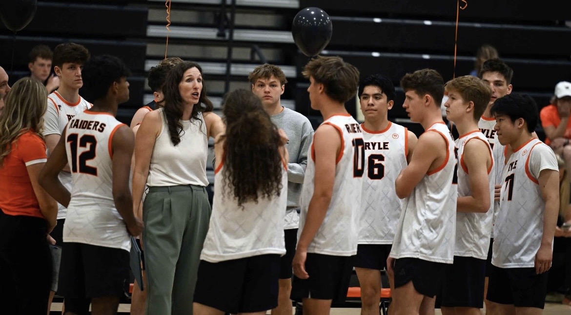 Linknky's tweet photo. Kaai, Kidd earn Region 6 KVCA Player, Coach of the Year awards

https://t.co/Pns3FXtDpI https://t.co/FM72HNJvyi