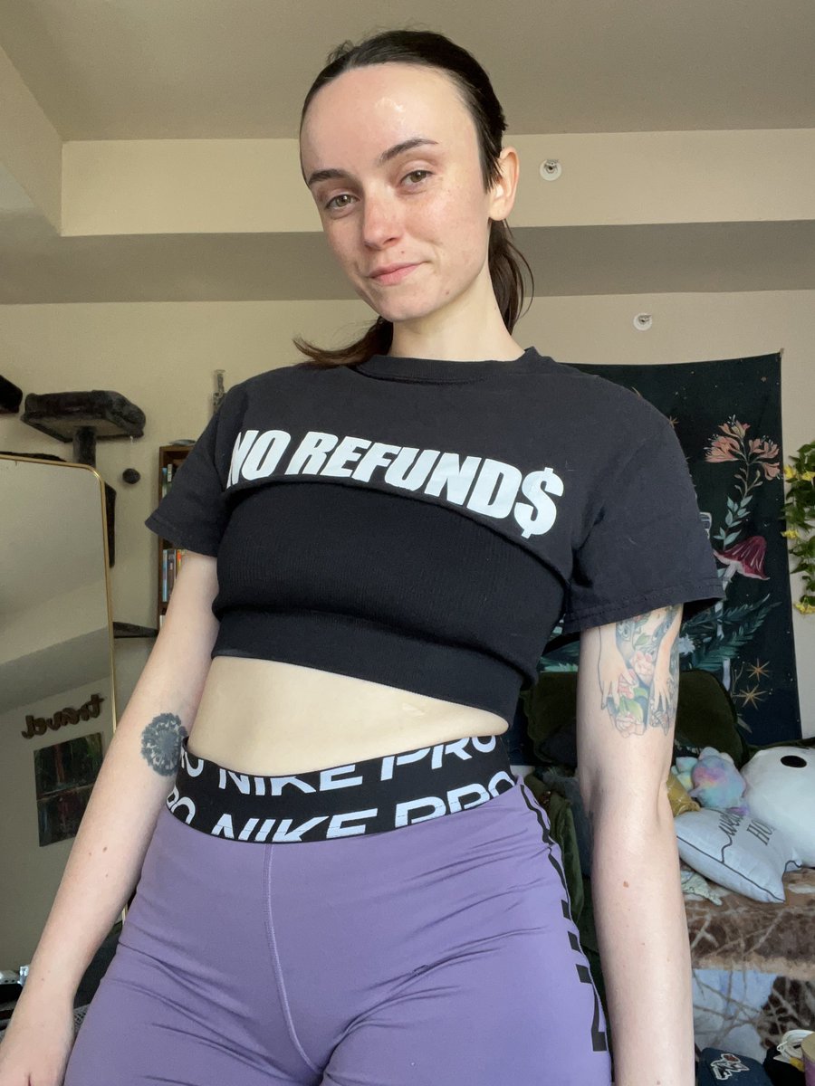 Lucy tweet media