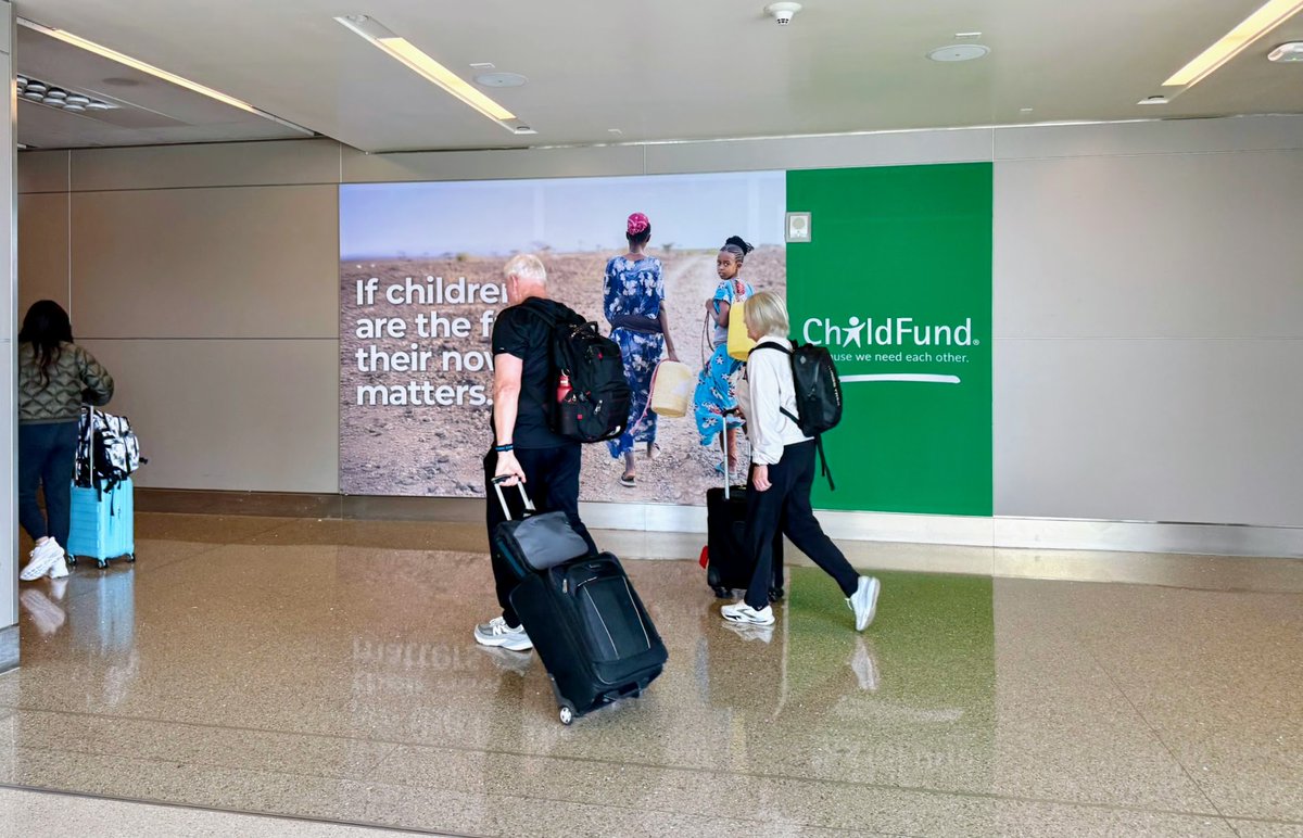 inc_spectrum's tweet image. Where global traffic meets meaningful impact!
SMG x @jcdecauxusa delivering a silicone edge banner installation for @ChildFund at @flyLAXairport.

#OOH #advertising #airport #losangeles #fund #losangeles #marketing #Branding #campaign