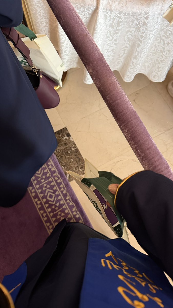 ‏سُ. tweet media
