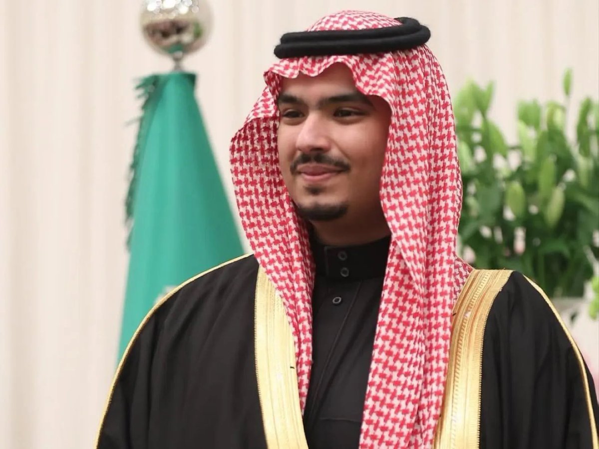 7SS_M2's tweet photo. الدرعية تجمع التاريخ والجمال والتطوير 🇸🇦
واستقبال سمو المحافظ للرئيس التنفيذي للمسار الرياضي يؤكد إن المشاريع النوعية لها اهتمام خاص
والنتيجة نشوفها على الأرض فرق واضح وذوق عالي https://t.co/1S0SgSRMWV
