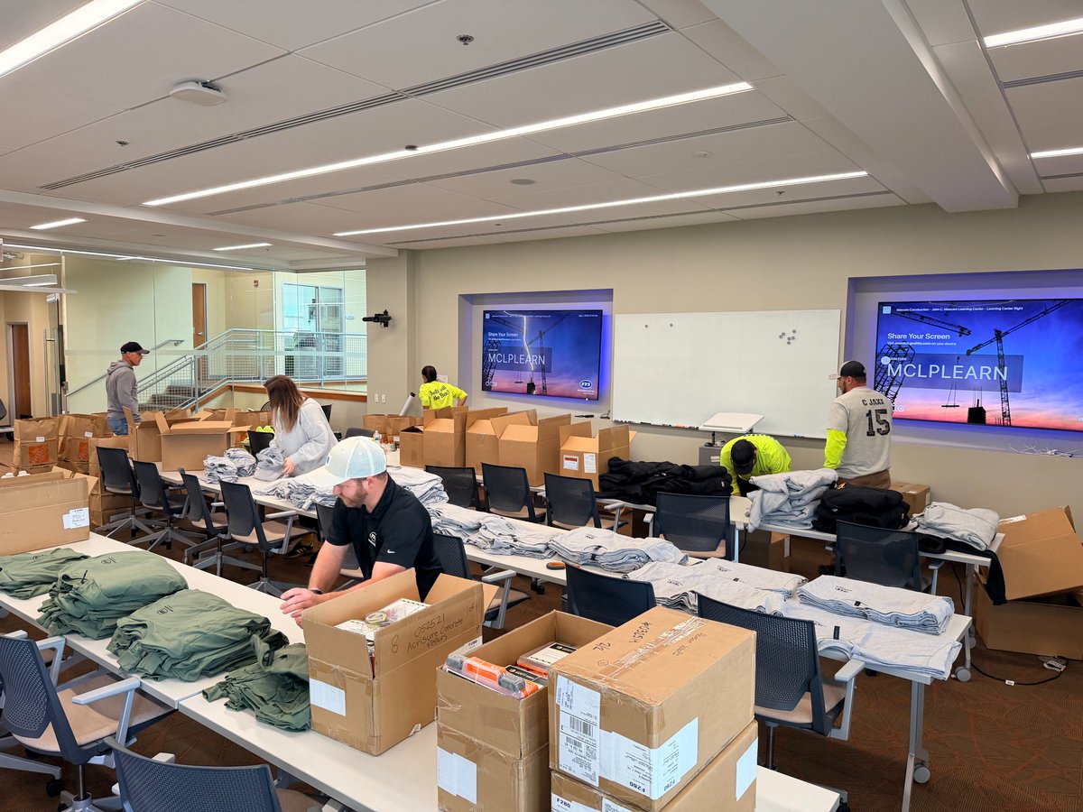 MascaroConst's tweet photo. In preparation for Safety Week, our HSE department packed boxes full of Safety Week gear to be sent to jobsites this week. The boxes include Safety Week shirts, water bottles, lunch boxes, and hats for the team, and each person will receive a complete first aid kit to take home. https://t.co/P9RndWpVbh