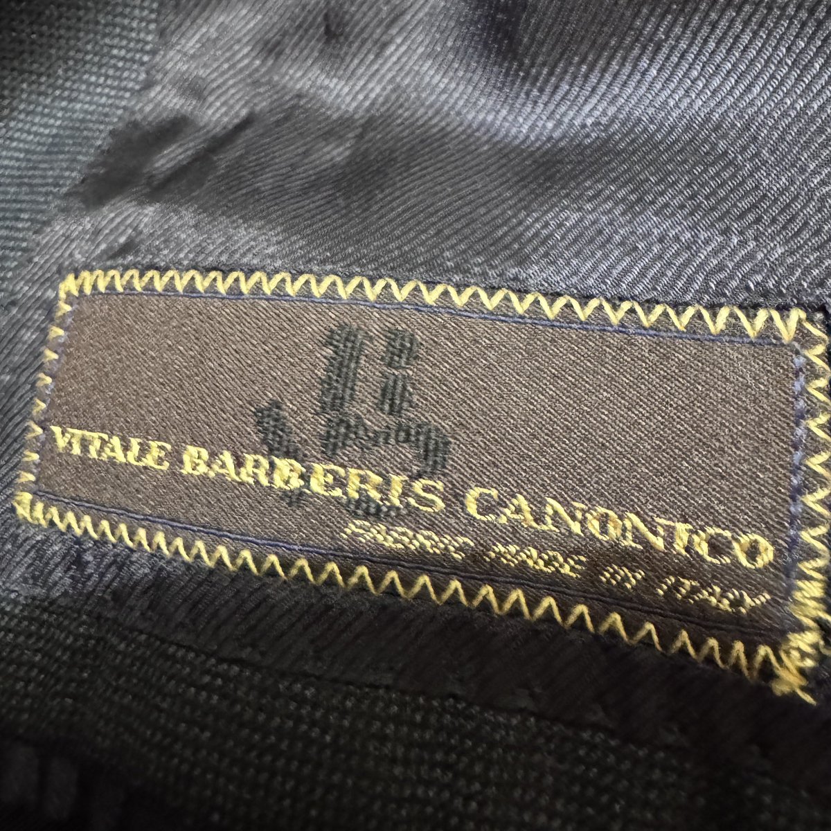 outfitsjack's tweet photo. I love Brooks Brothers so much https://t.co/6RyiZvZRzA