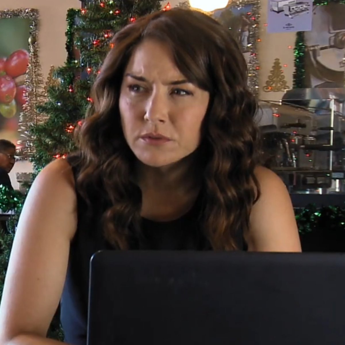 best of erin karpluk tweet media