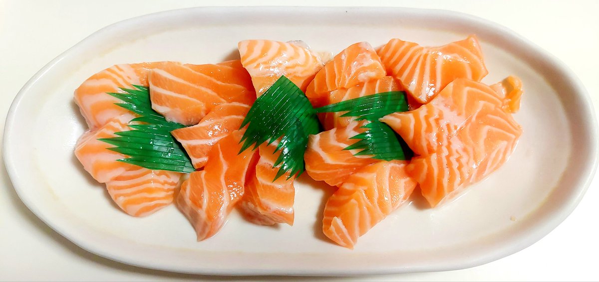 サーモン尽くし3連！✨🍵🍣🍣🍣(ξっ´ω`c)ｻｰﾓﾌ!🍣🍣🍣🍵✨