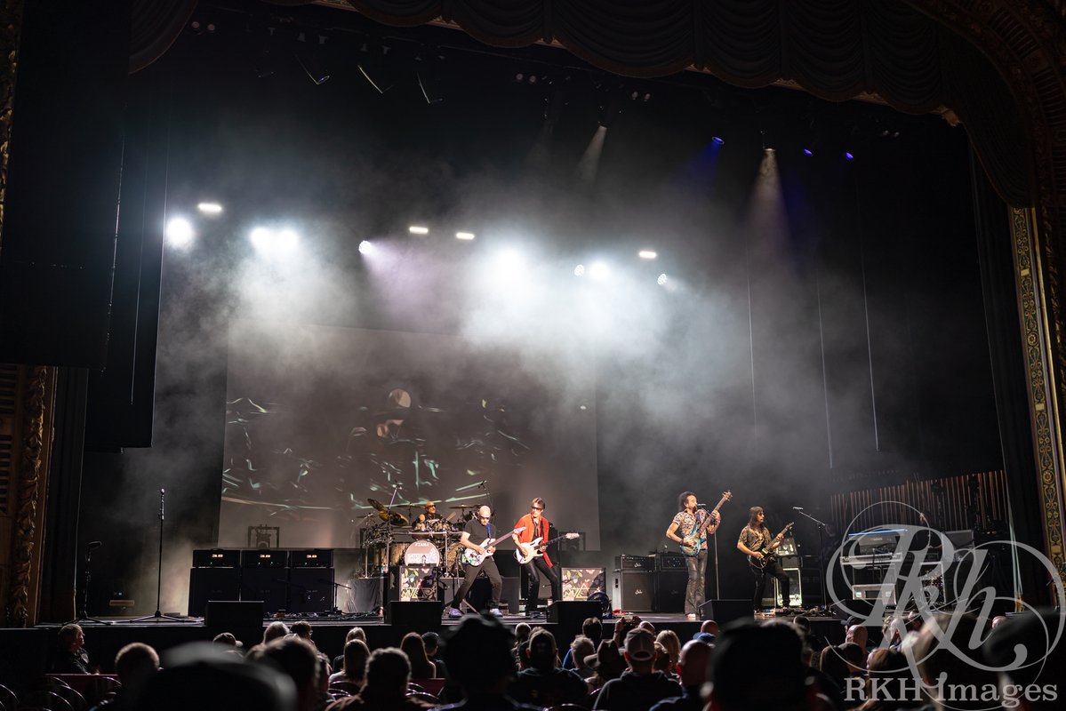 Joe Satriani tweet media