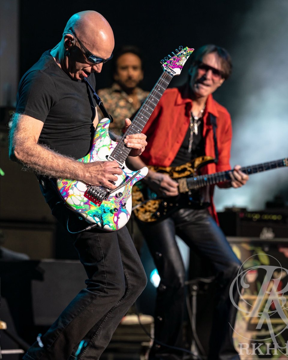 Joe Satriani tweet media