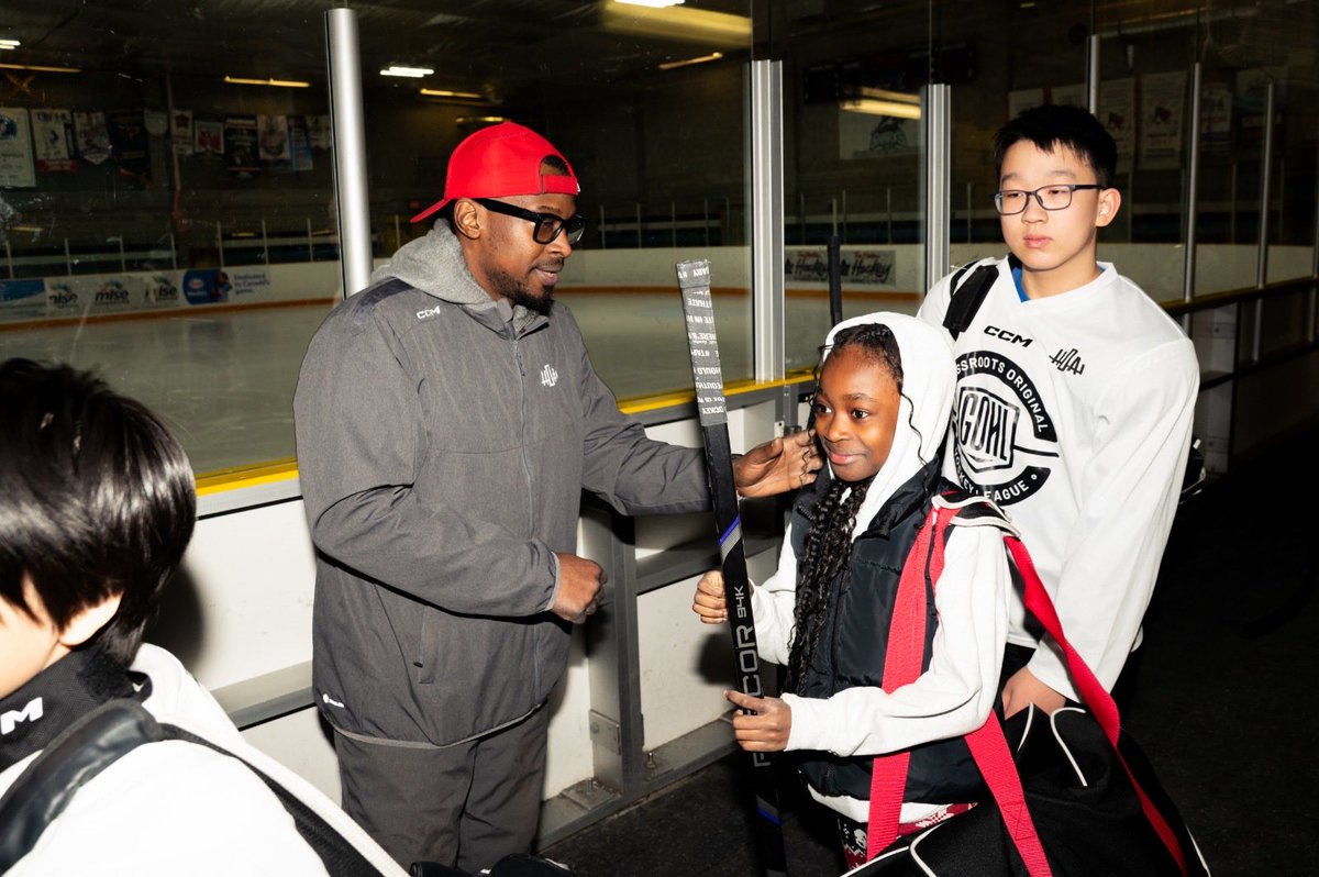 TheOfficialHDA's tweet photo. Future stars in the making. 💫
Creating space, breaking barriers, and building confidence — one skate at a time 🏒 https://t.co/nPFuL8giHY