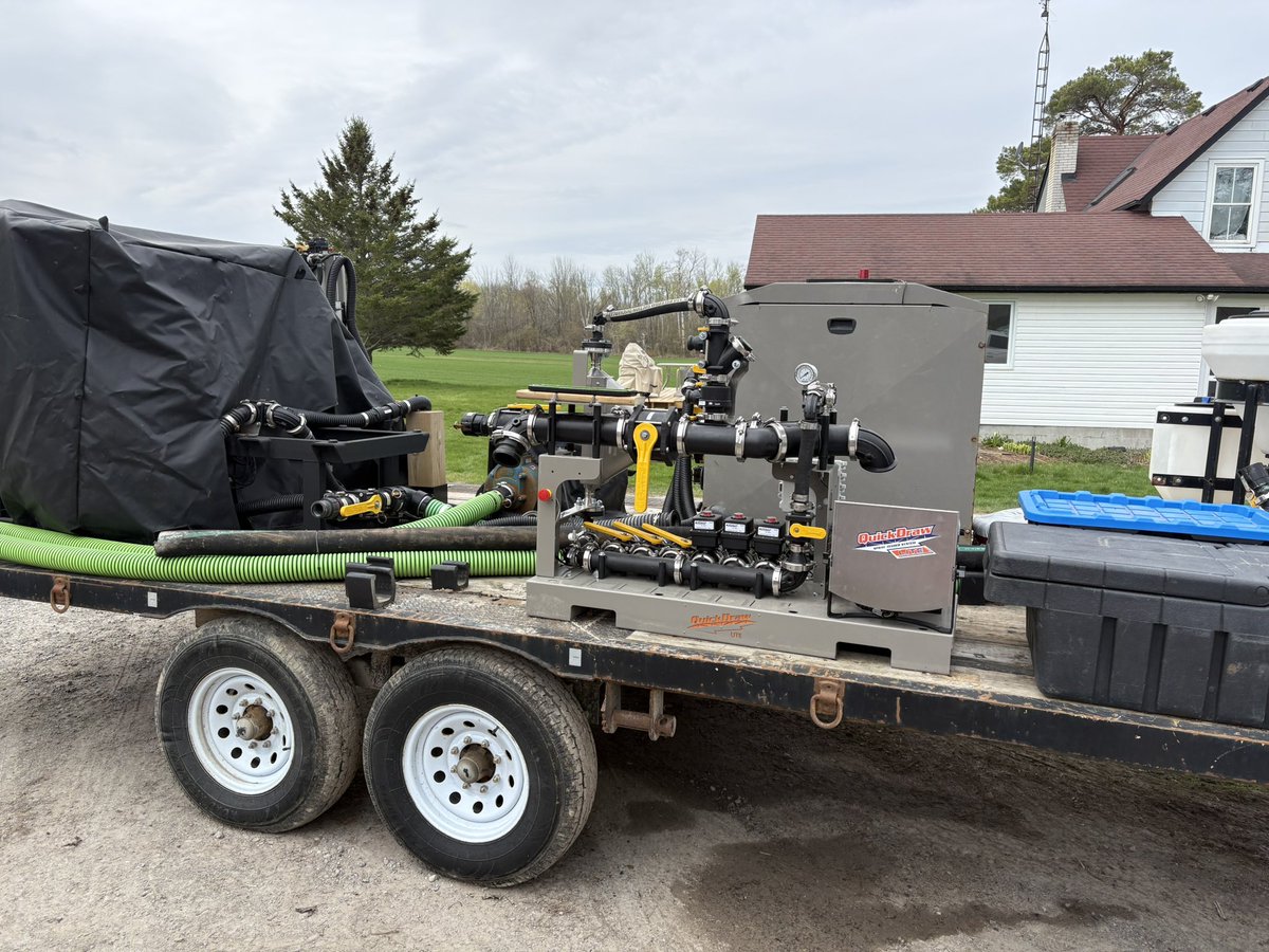 EdJHanson's tweet photo. Transition szn from planter installs to quick draw installs, thankyou very much for the work. <0.5% margin of error, immune to product density, no jugs, faster fill time = more spraying
#quickdraw3000
#quickdrawlite
#chembladees
@SurePointAg https://t.co/MOXG78OmaJ