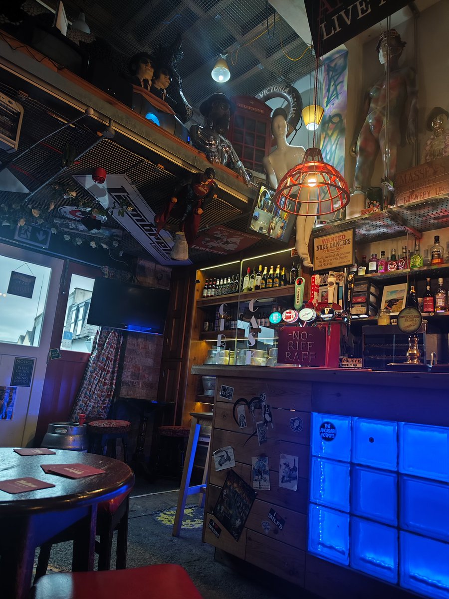 The European Bar Guide tweet media