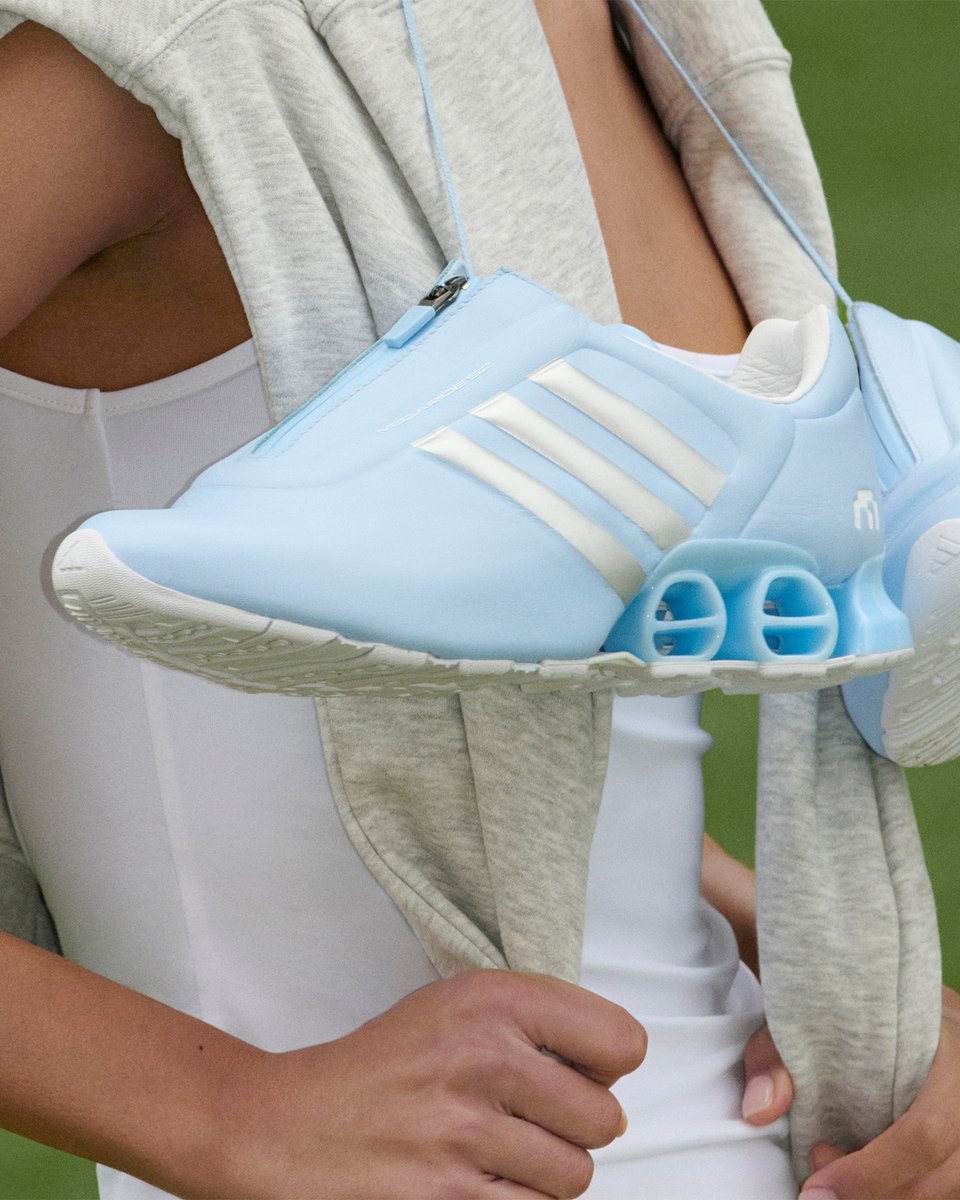 adidasalerts's tweet photo. 📏 Sizes 3.5-13 on adidas US
👟 Miaou x adidas Megaride S2 "Glow Blue"
🔗 https://t.co/E9Oe0knylg  ad https://t.co/aguSErJCuP