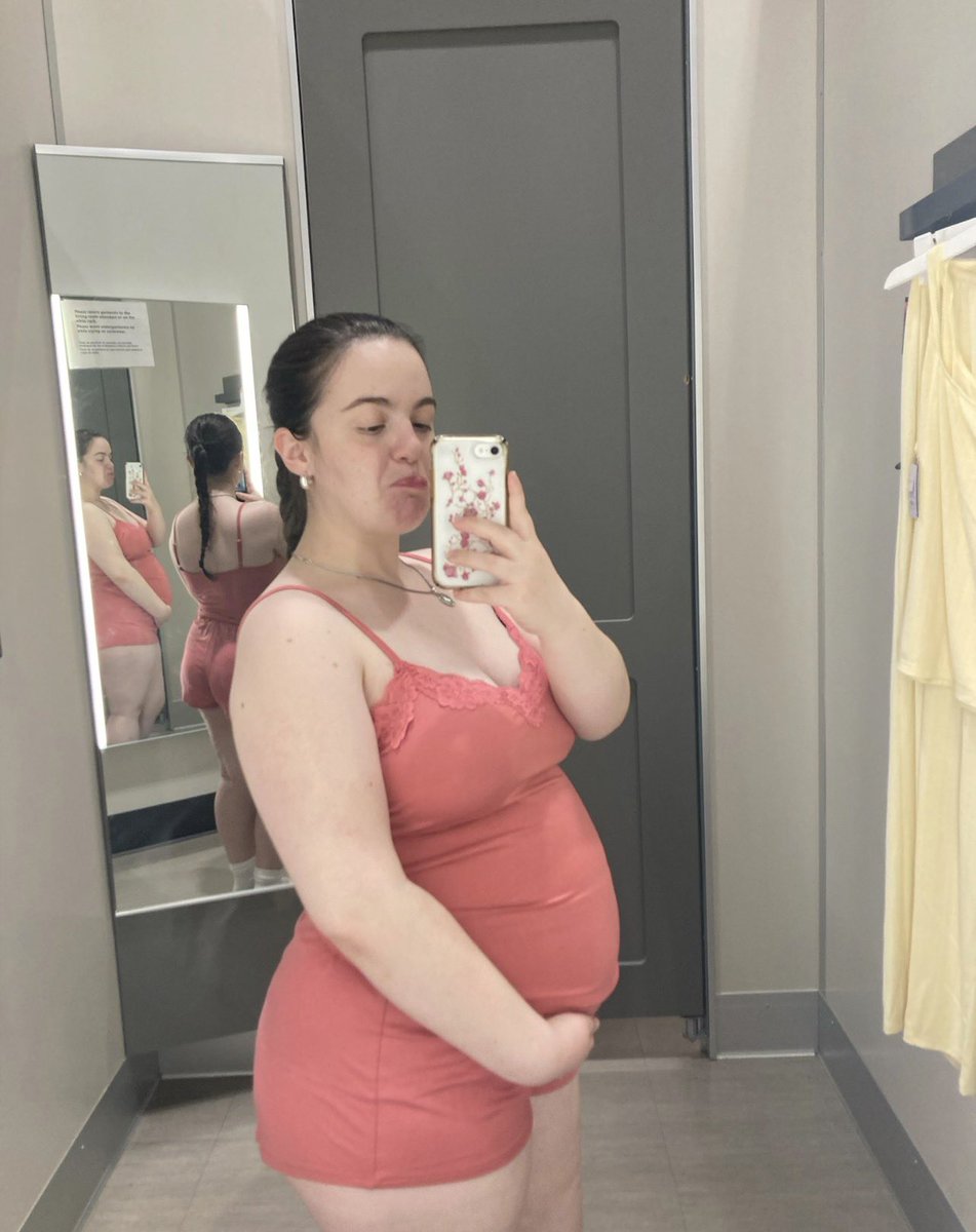 CuckMatan's tweet photo. Come cuck me with my pregnant gf (no limits) 😵‍💫sending everything https://t.co/DaSXjPDJDq
