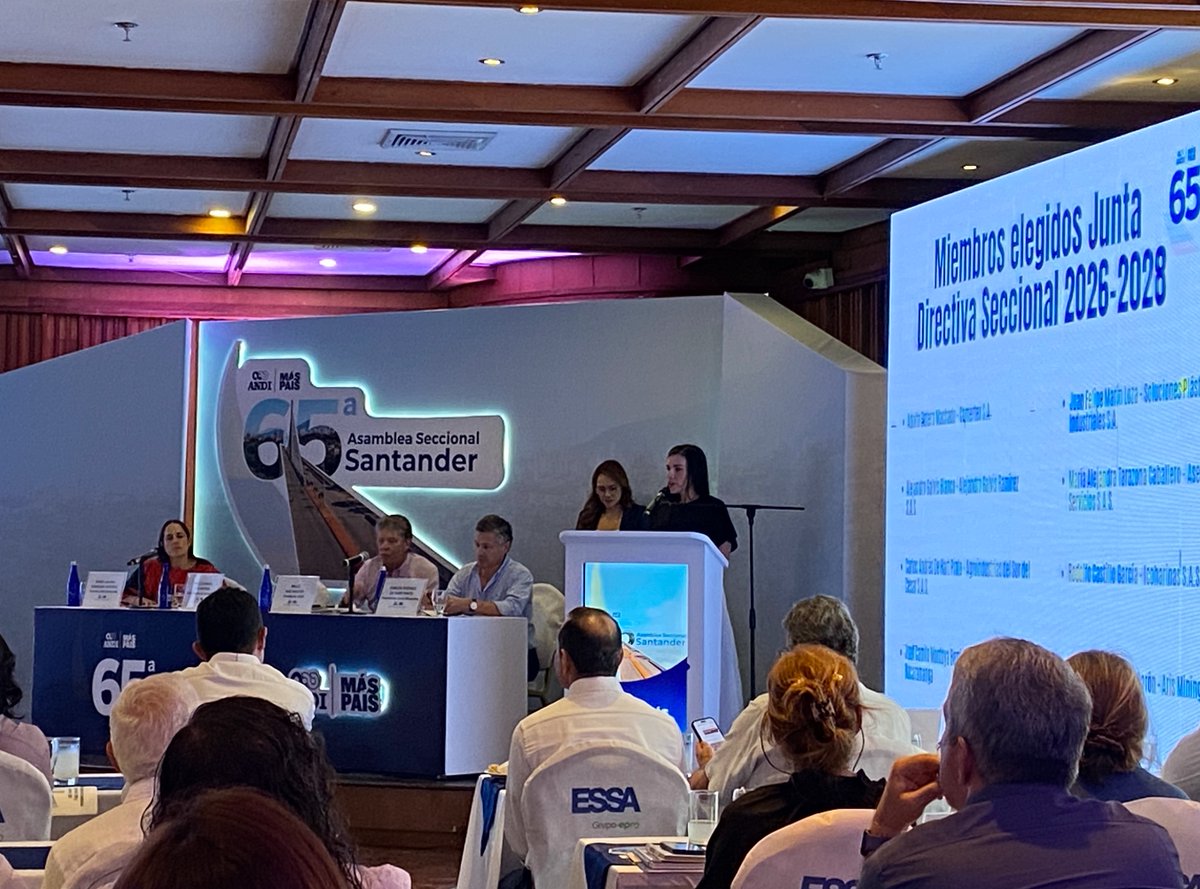 ZFSantander's tweet photo. En la Asamblea de @ANDI_Santander reafirmamos un propósito compartido: la competitividad regional exige entender el contexto global y actuar con visión estratégica en un entorno que exige mayor autonomía jurídica, logística y sostenible. Generamos #OportunidadesParaCrecer 🌎🚀 . https://t.co/rwKWBJjT2p