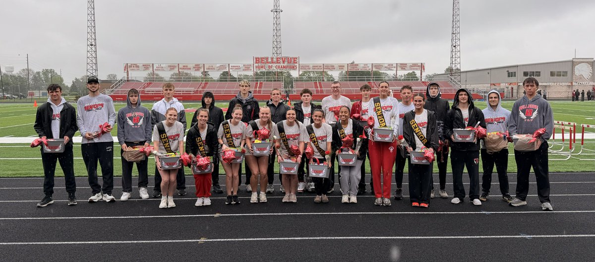 bcsredmensports's tweet photo. Thank you to all of our Track &amp; Field Sr’s for the last 4 years of your dedication. Lillian, Hallie, Daisy, Bailey, MyahAnn, Lilly, Brooklyn, Kaitlyn, &amp; Amerie, JR, Payton, Troy, Blake, Carter, Owen, Logan, Grayson, Matthew, Billy, Mack, Jeremiah, Ethan, Tucker, &amp; Aaron. Go Red🅱️ https://t.co/I2Rly17741