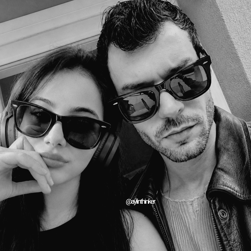 aylinthinker's tweet photo. — #aylin: the same glasses 🤭

#AytaçŞaşmaz • #HelinKandemir https://t.co/MiyLOxlb1v