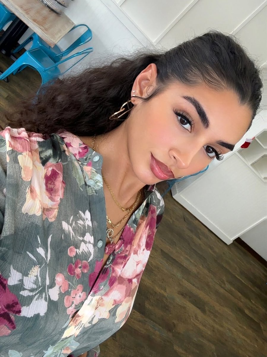 pricey BABE tweet media
