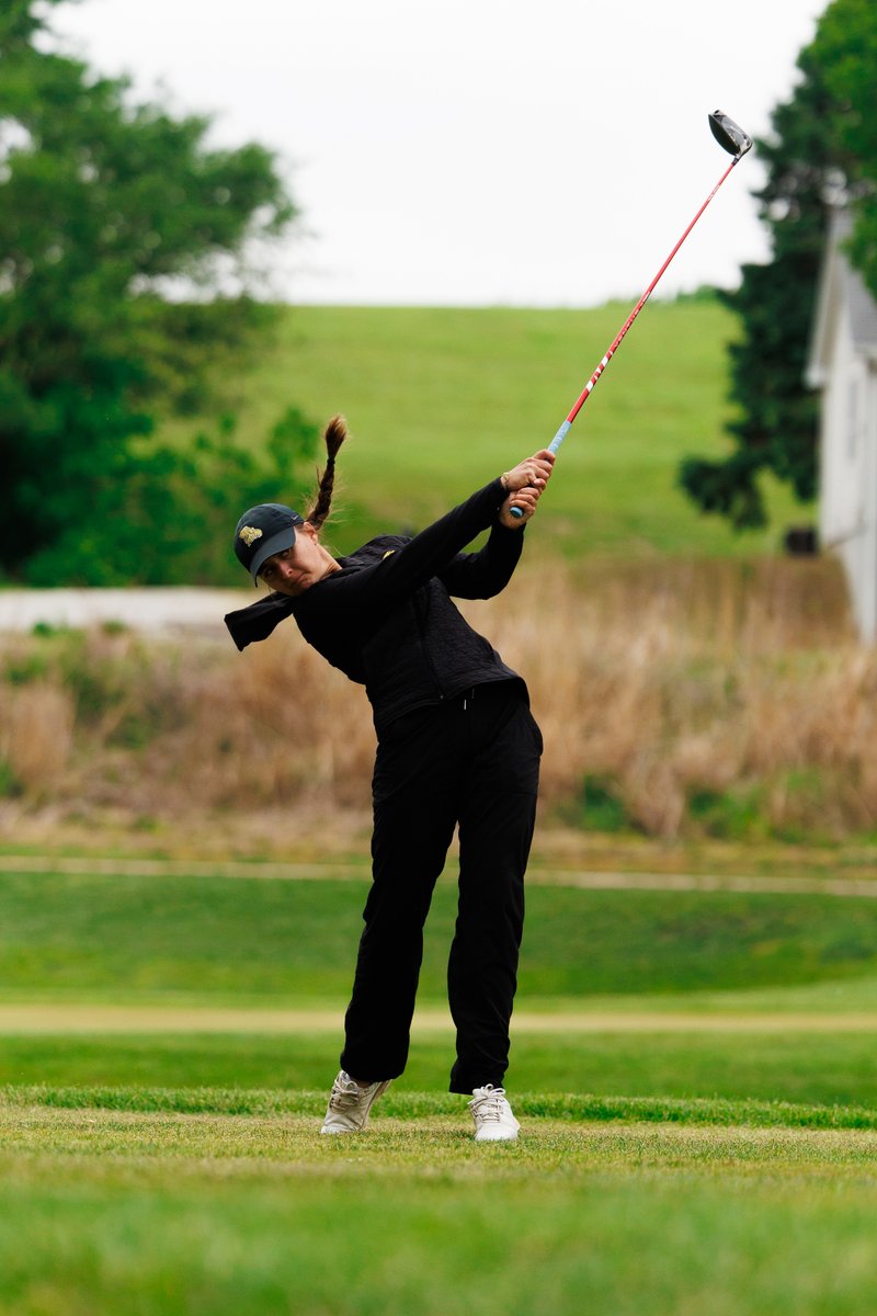MWSUGriffons's tweet photo. Steady climb heading into the final round ⛳️

Women’s Golf lowered its team score on Tuesday, carding a 321 (+33) for a 36-hole total of 646 (+70) heading into Wednesday’s final round at St. Joseph Country Club.

📰 https://t.co/t7S8gY41Nz

#FightOn50 https://t.co/gGwmOLefum
