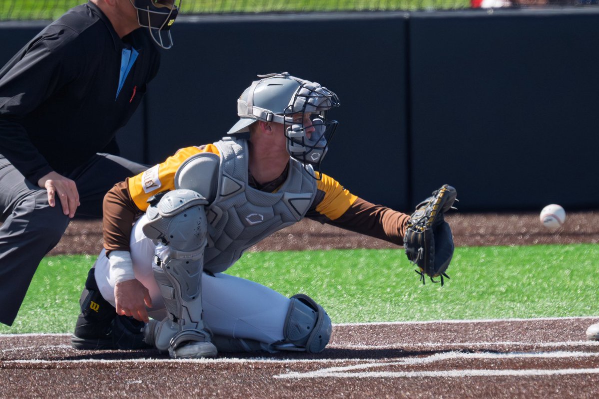 Valpo Baseball tweet media