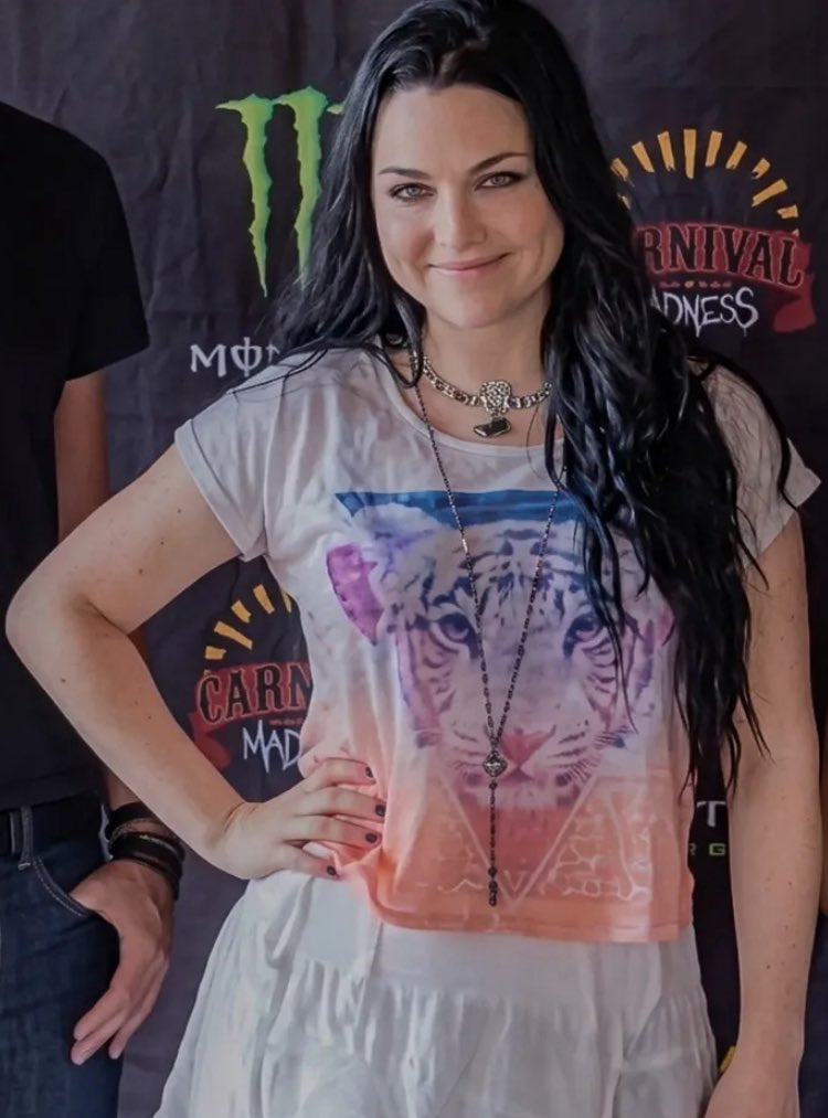 EVTheChange's tweet photo. #AmyLee #Evanescence https://t.co/Fd0cUTzNFq