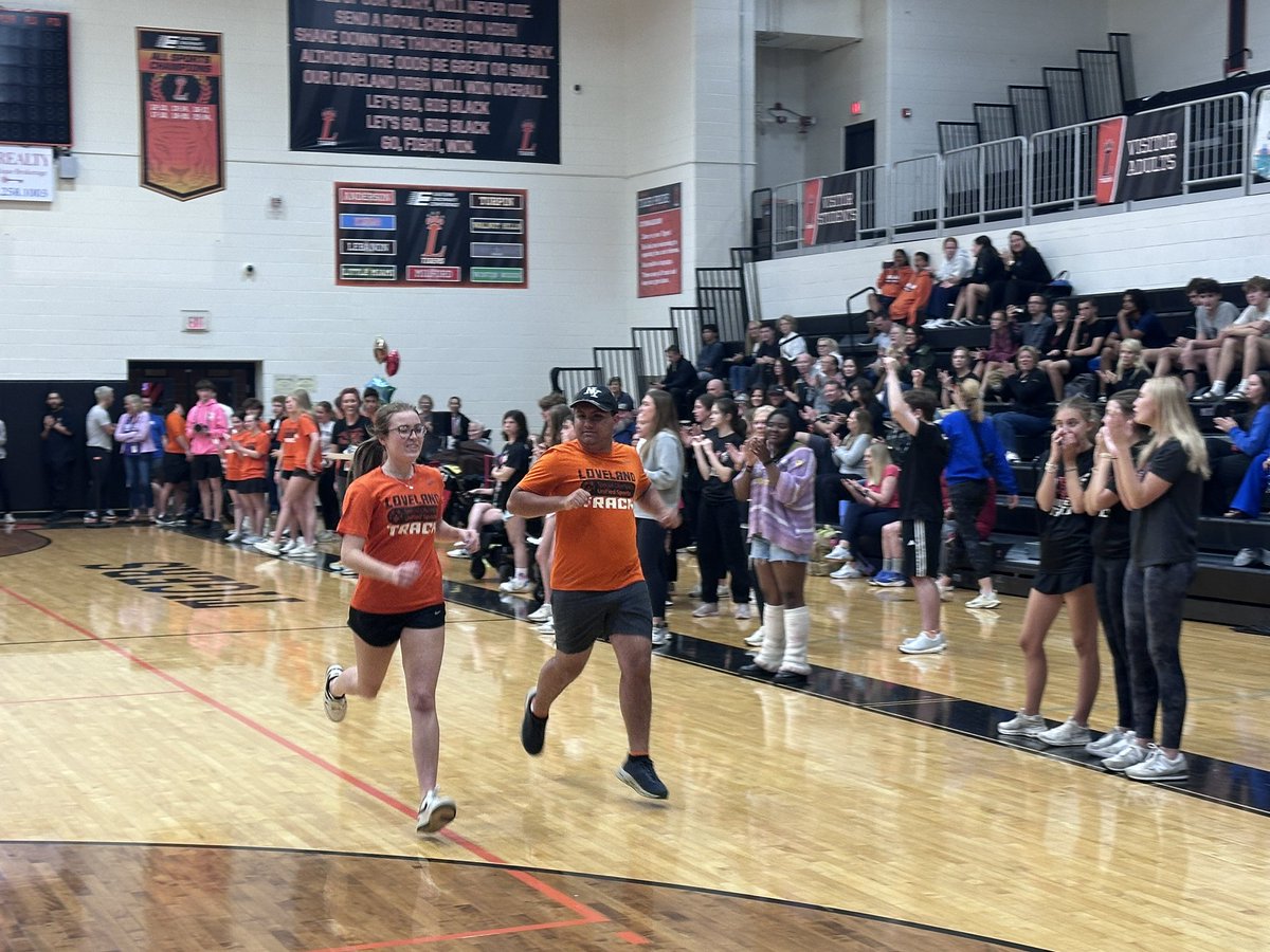 LHSTigerAD's tweet photo. The BEST event we put on every year…Unified Track meet. Thank you to all of the student-athletes, mentors, coaches, and volunteers for making this awesome season happen!!! @Loveland_AsstAD @LovelandTigers #beLOVEland https://t.co/XocVLKRudJ