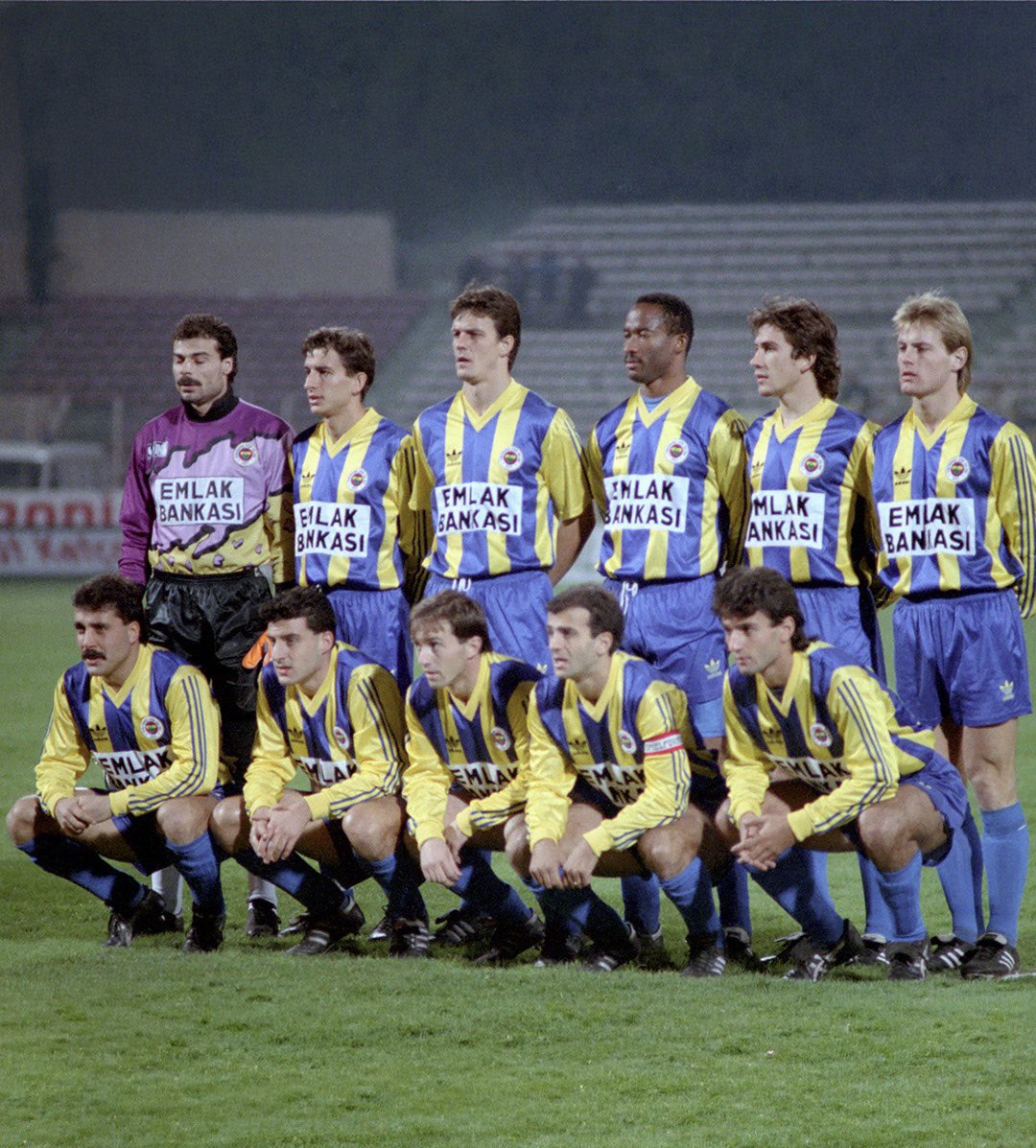FenerRetro's tweet photo. #Fenerbahçe
#RetroFener https://t.co/YpHfG6TAKV