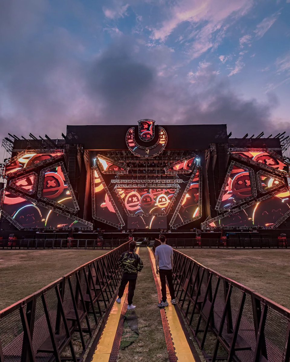 Festival Season Media tweet media