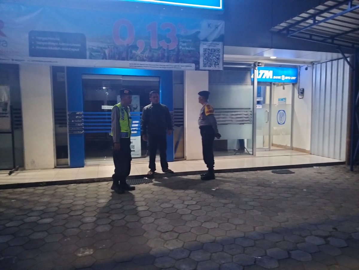 Humas Polsek Wates tweet media