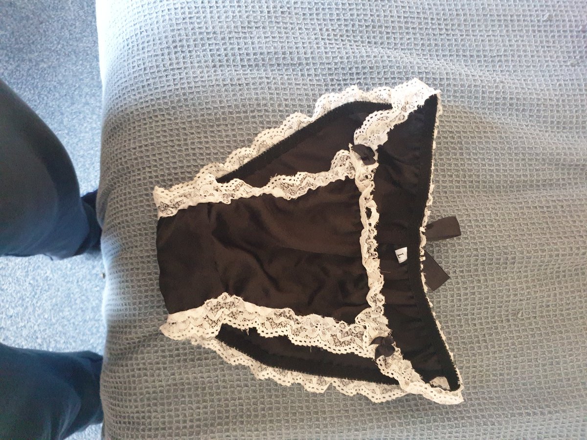 SissyOmoWhore's tweet photo. I'm into Cum denial edging exposure ballbusting/cbt humilation bullying abuse i thought i liked tech control but once locked down its boring i liked pee desperation holding a full bladder for ages too hurts my bladder a bit now tho

omo peedesperation cum denial chastity https://t.co/JFo1Ixe5vn