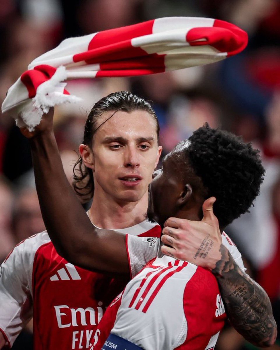 Arsenal FR tweet media
