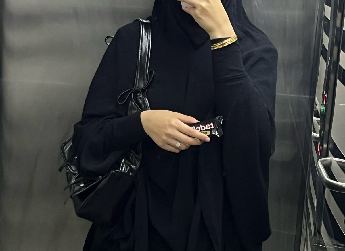 Feyza tweet media