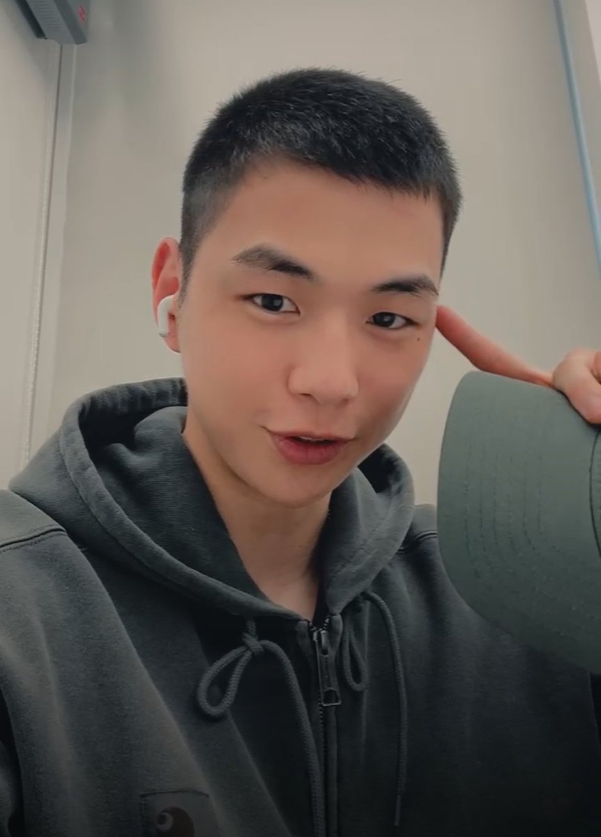 김찌 tweet media