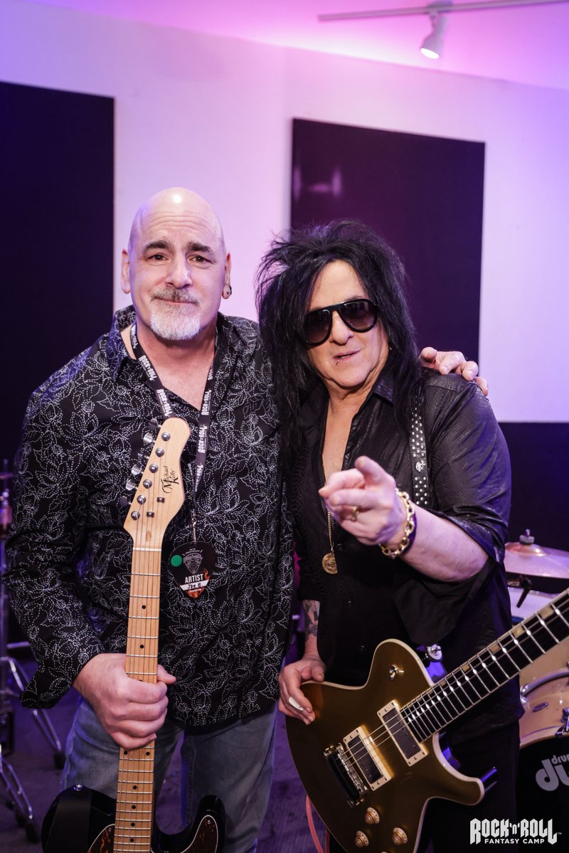 1023WBAB's tweet image. Happy Birthday to #Guitarist @SteveStevens!!! Glad to see him getting into The @RockHall of Fame with @BillyIdol What are your favorite riffs of his? - @JoeRockWBAB #Rock #ClassicRock #Punk #PunkRock #SteveStevens #BillyIdol #TodayInRock #RockOnRock #WBAB
