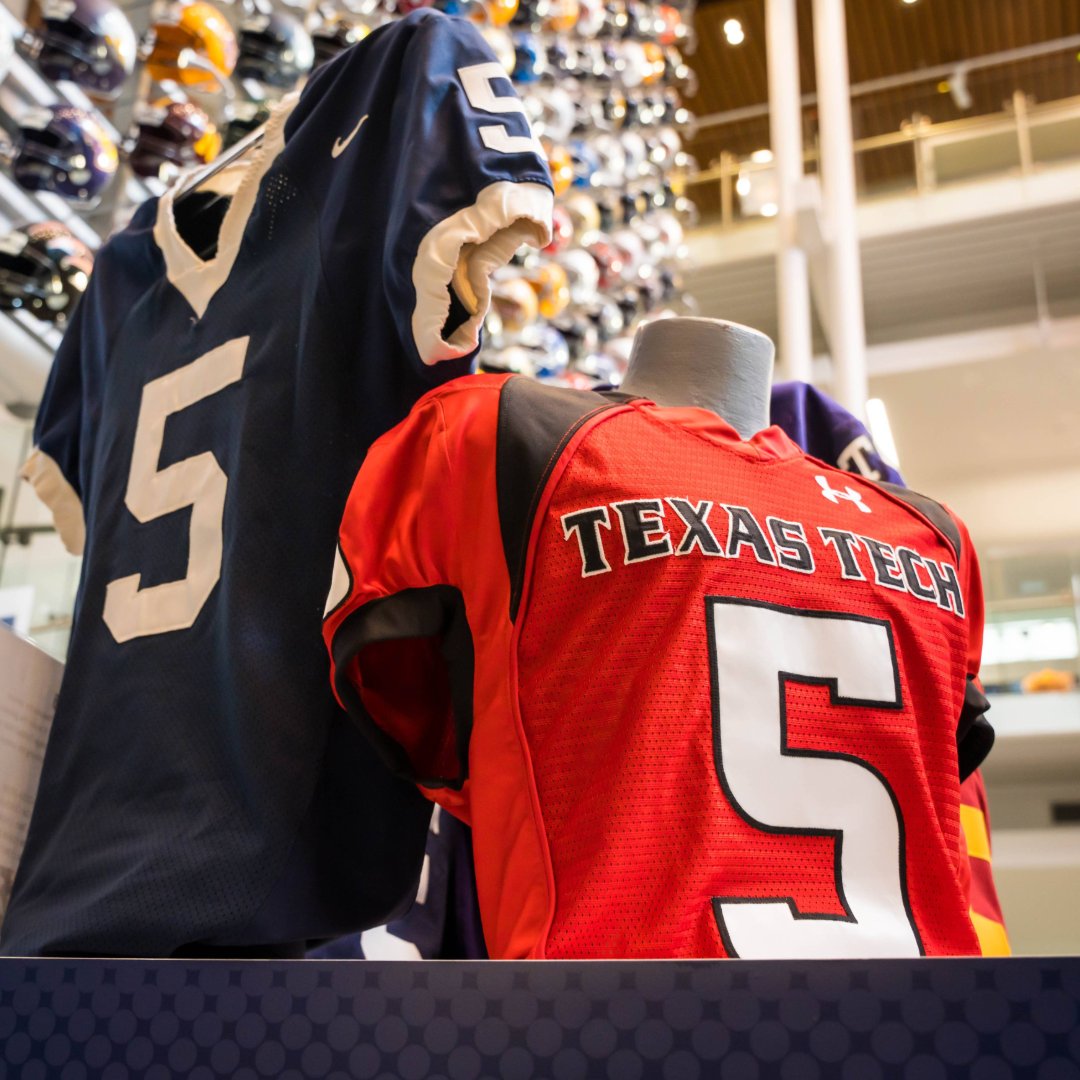 College Football Hall of Fame tweet media