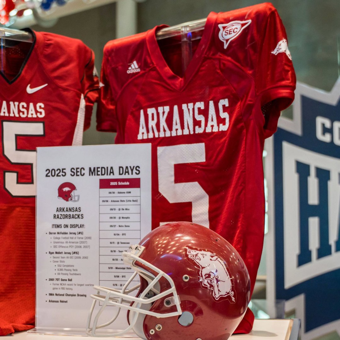 College Football Hall of Fame tweet media