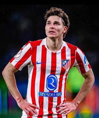 Diré esto como colchonero desde la cuna:

No te voy a perdonar el partido que has hecho. Totalmente desaparecido, aportando 0 al juego y siendo cambiado al 66. Espero que te LARGUES de aquí que se ve que lo estás deseando dejando la puerta abierta todo el rato al Barça. LARGO.