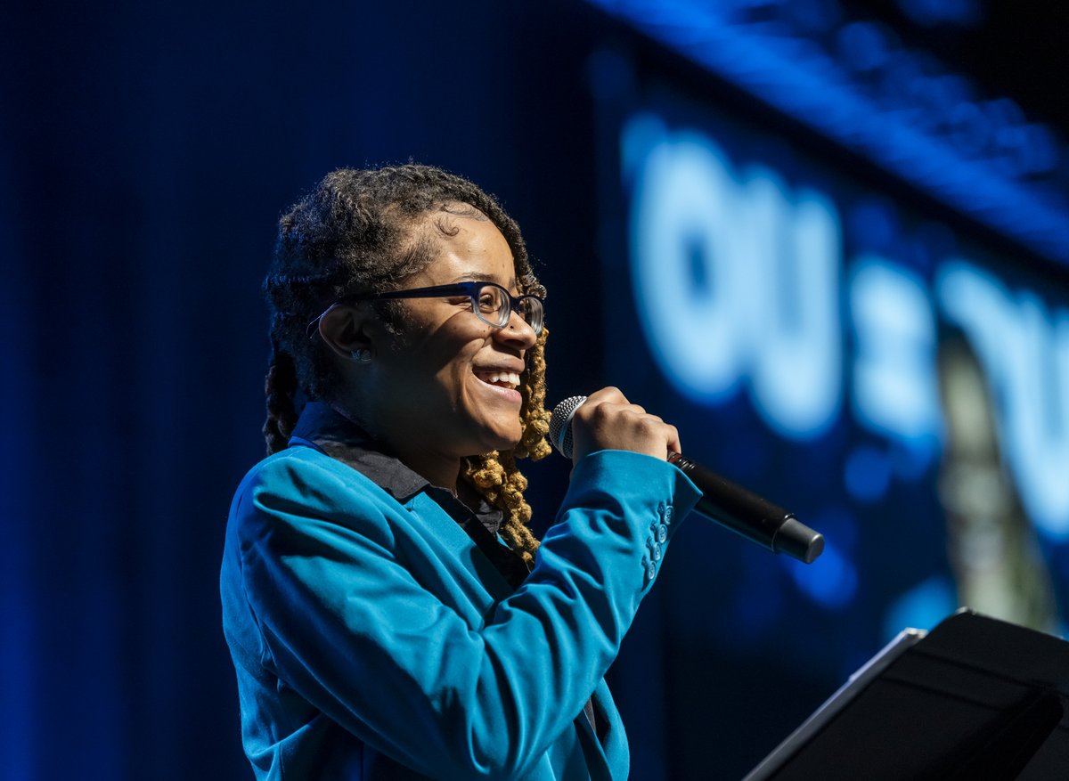HelpKCKids's tweet photo. Our #YOY and #JYOY participants don’t just compete—they grow. Through public speaking opportunities, they build confidence, strengthen their voices, and learn to share their stories with power and purpose. 💙
#YOY #JYOY #GreatFutures #Helpkckids #YouthVoice https://t.co/PGpZSSUFqA