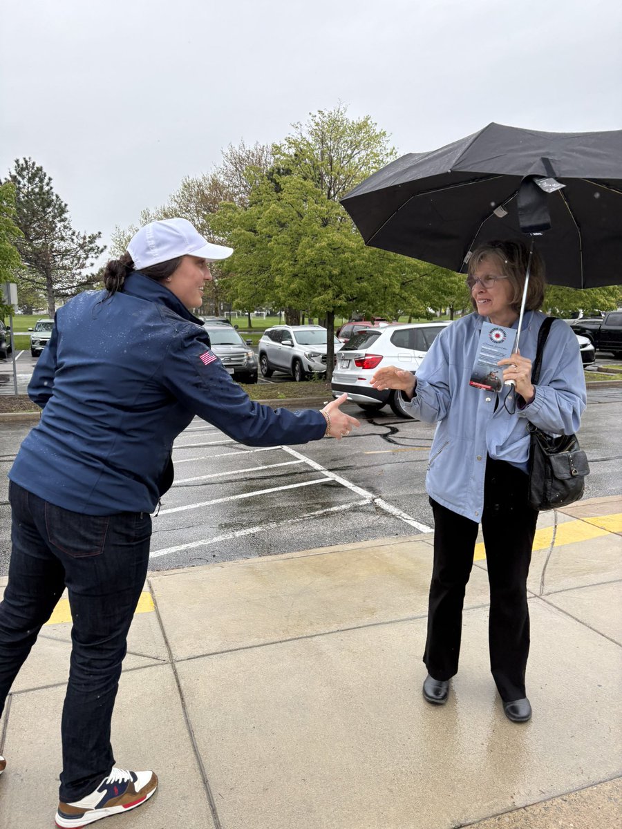 TeamSheahan's tweet photo. We’re in Perrysburg reminding Republicans to vote Madison Sheahan! 

Polls close at 7:30! https://t.co/VUByqSA8YE