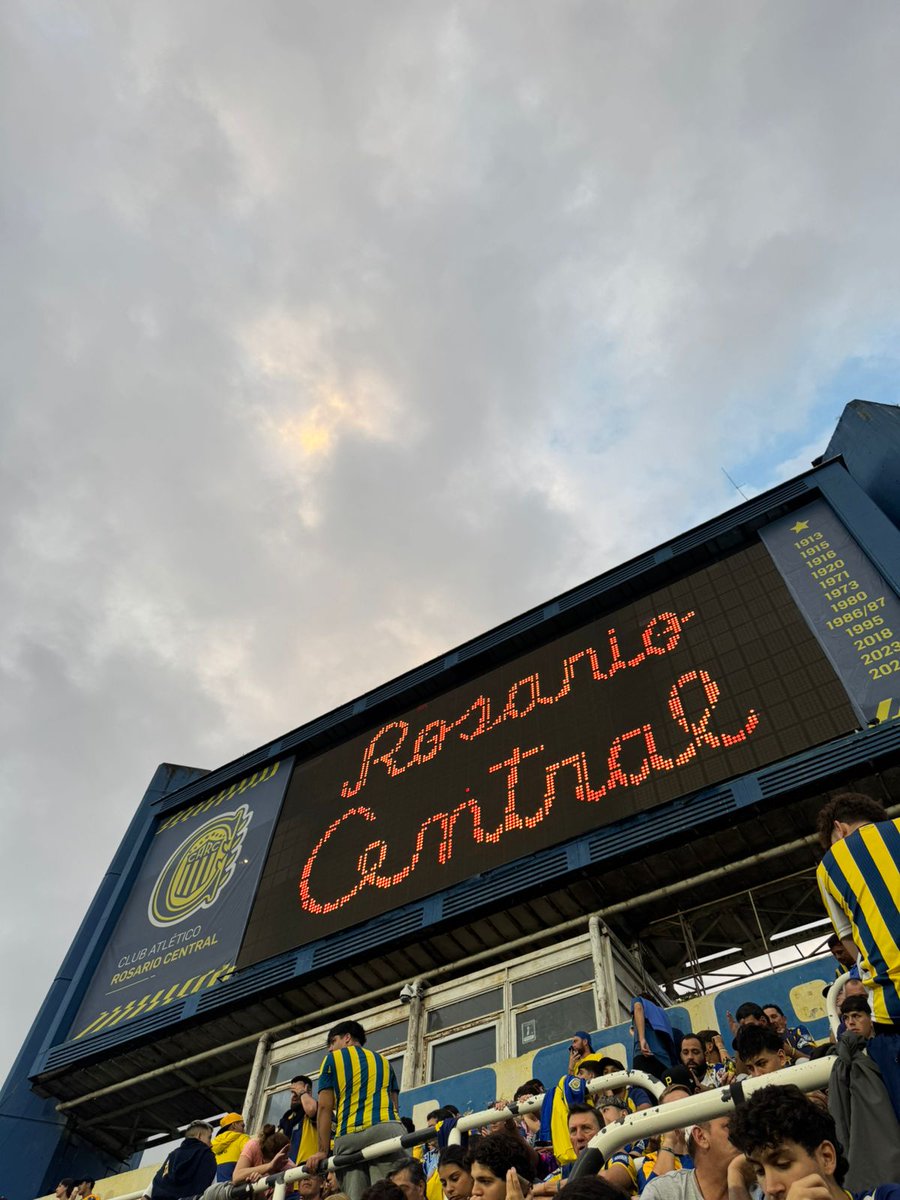 Mundo Central 13⭐ tweet media