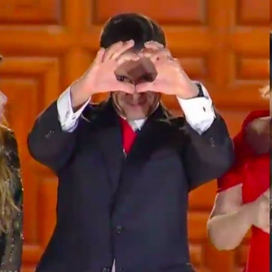 Referencia a México, hicieron el corazón de Peña Nieto Nieto