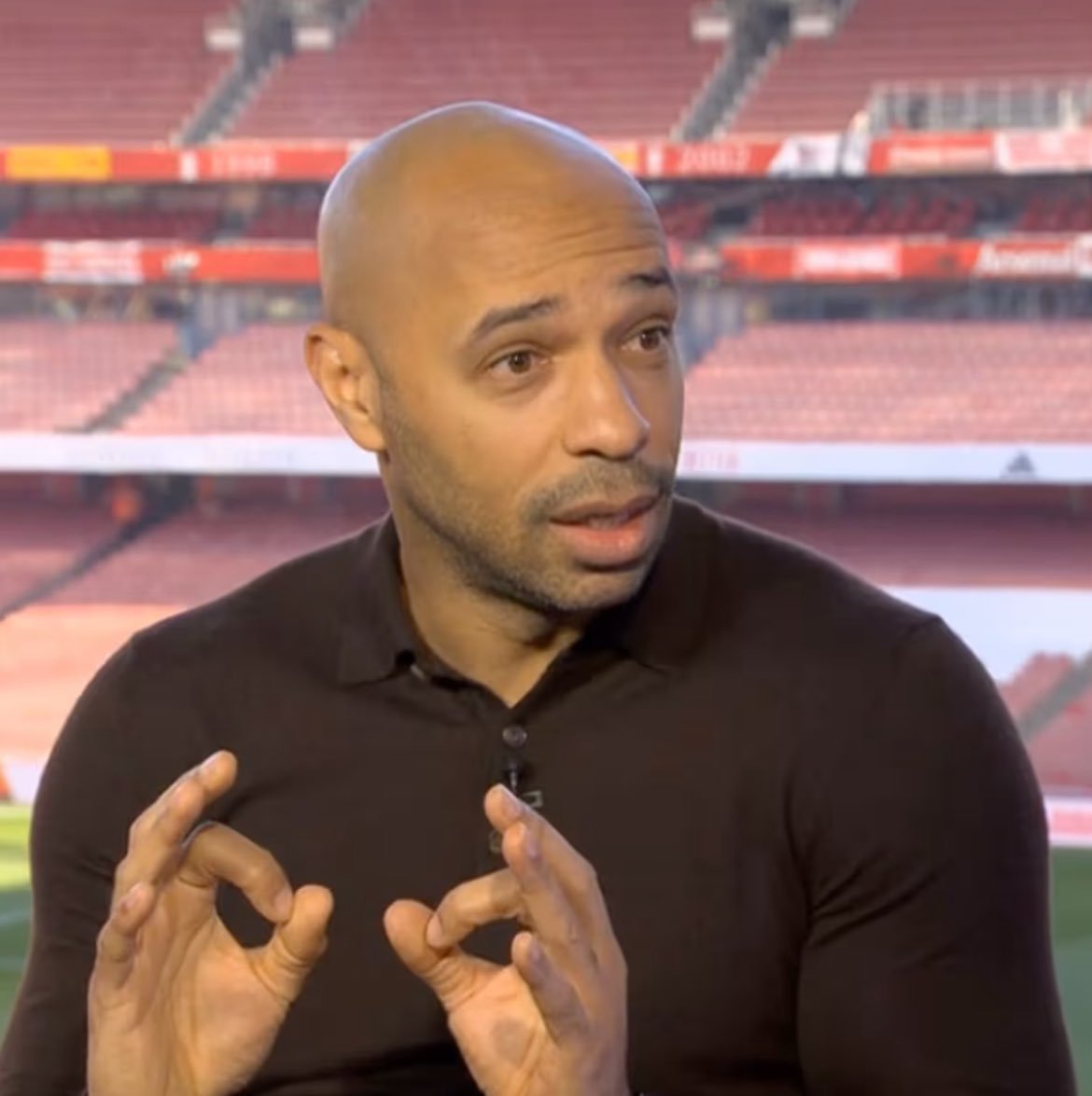 Indo_Gunner's tweet photo. Thierry Henry: 🗣️
“Saya bilang saya tidak ingin serakah, bahwa prioritas saya adalah Premier League. Tapi dari apa yang ditunjukkan oleh para pemain Arsenal, sekarang saya menginginkan trofi Liga Champions. 

Performa Arsenal melawan Atletico Madrid sangat luar biasa, dan ada peluang di final.”