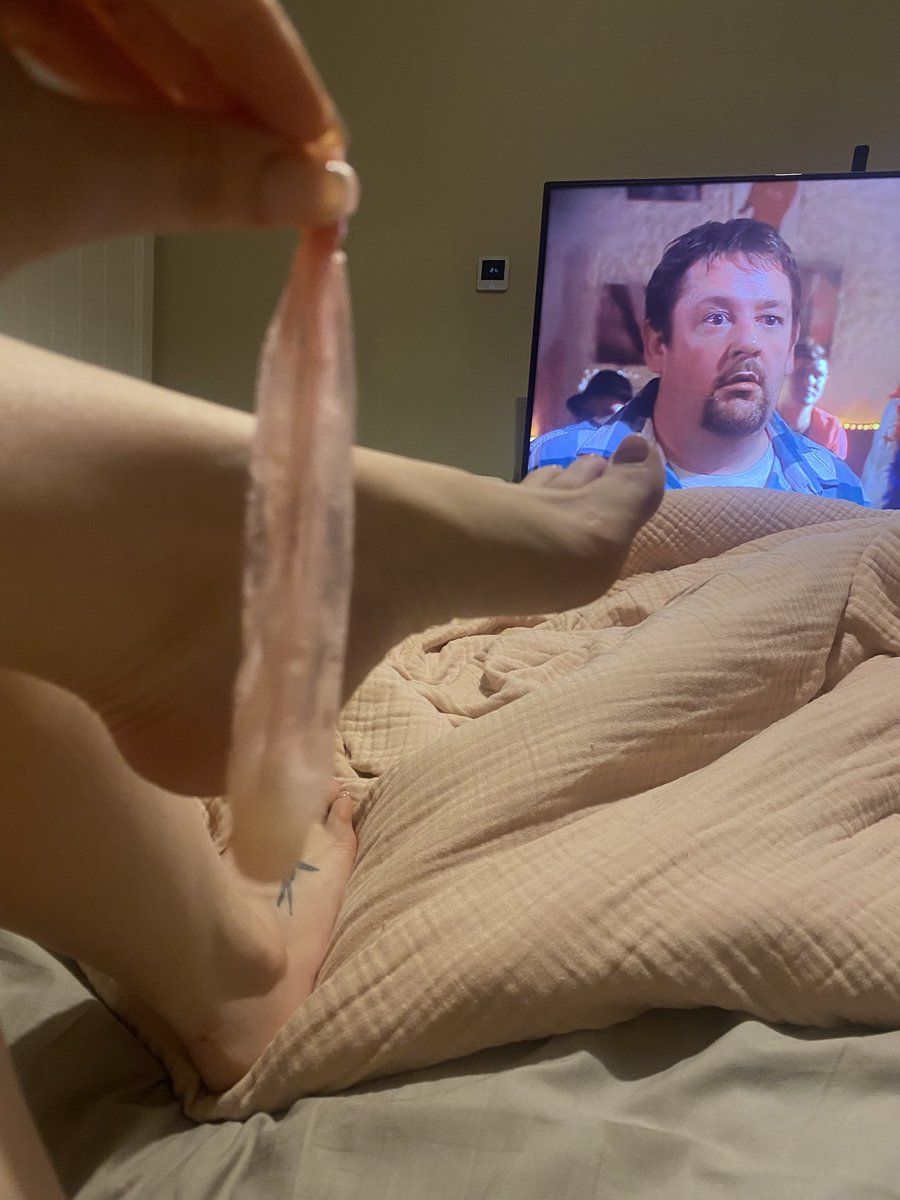worship__emily's tweet photo. Supper anyone? 💦 

Ps sorry for what you just witnessed Johnny 🤣🤣🤣 https://t.co/91ifSkGJF7