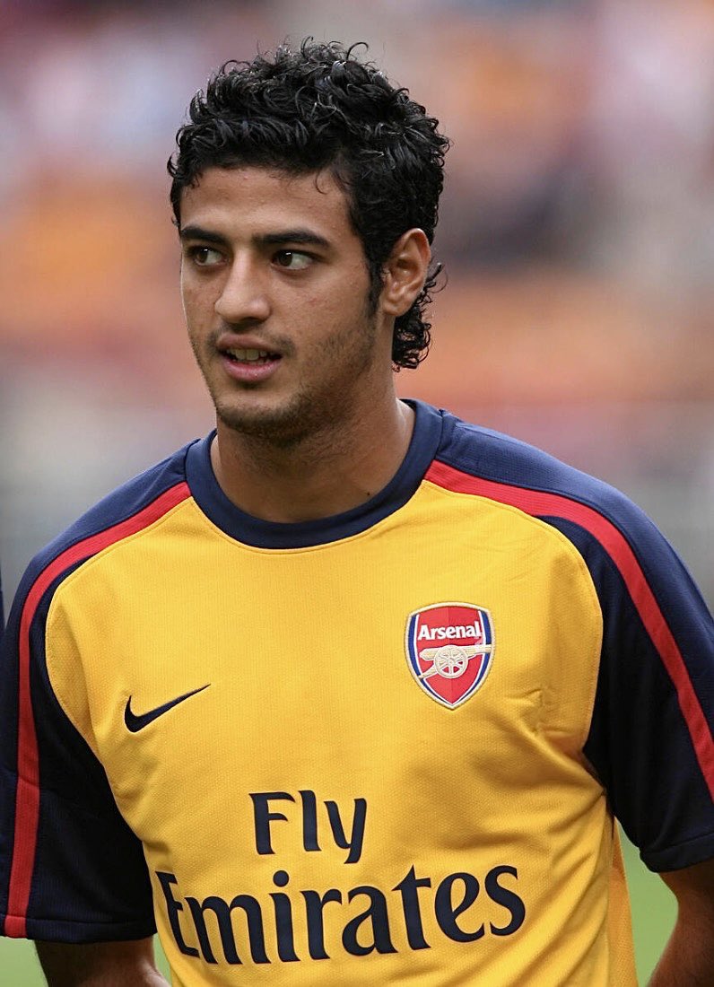 Del Arsenal desde Carlitos Vela.