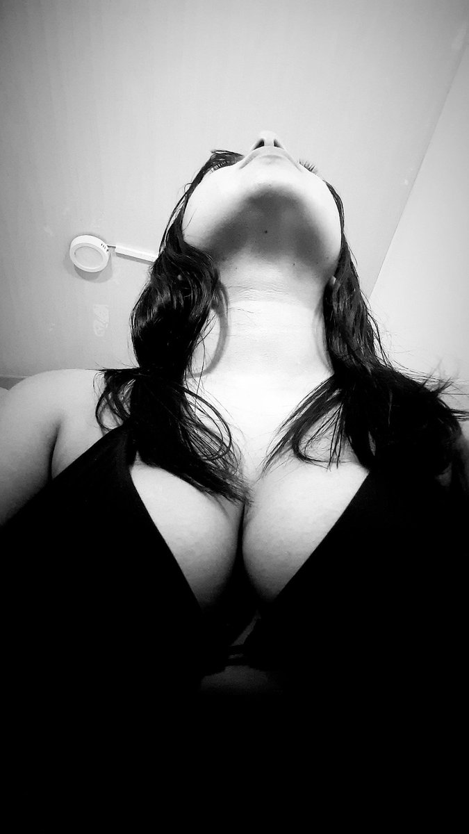 joul666's tweet photo. online at Stripchat and CB 🍈❤️ https://t.co/3koiSHrpNU