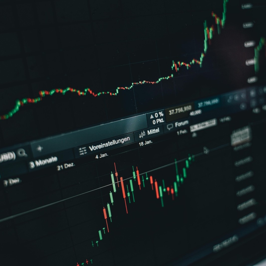 CoinMarketCap tweet media