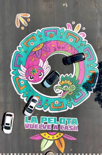 OzzRobless's tweet photo. Por qué es prioridad pintar los cruces de las calles con ajolotes?? pero el eje 3 nte en su tramo de insurgentes a cuauhtemoc lleva meses sin que señalícen los carriles, el contraflujo y no han puesto los bolardos?? @ClaraBrugadaM @Semovi_CDMX @AlessandraRdlv https://t.co/5ndDRQEwlC