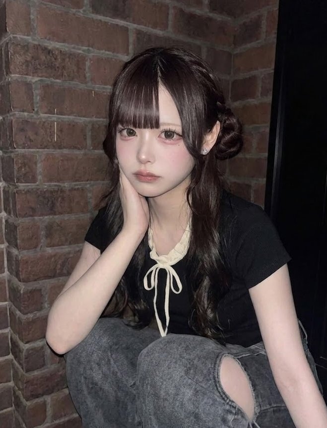 める tweet media