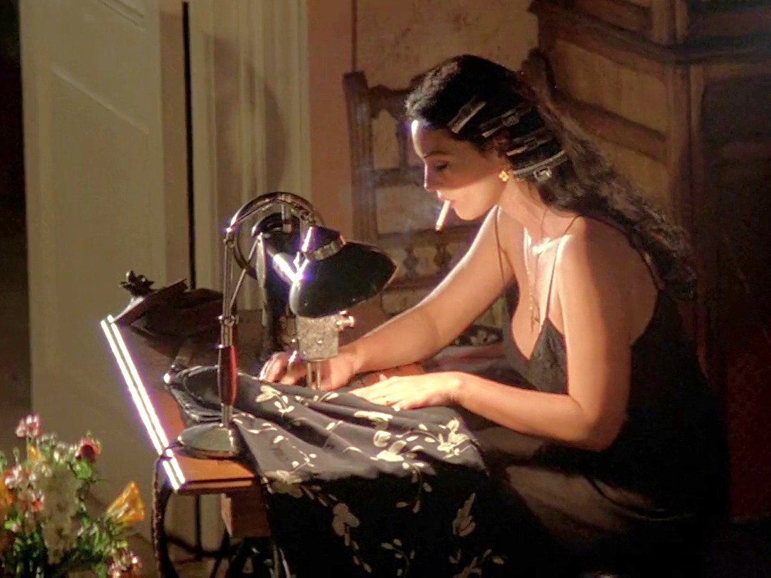 Monica Bellucci in Malèna (2000) https://t.co/EWF0LTNfby
